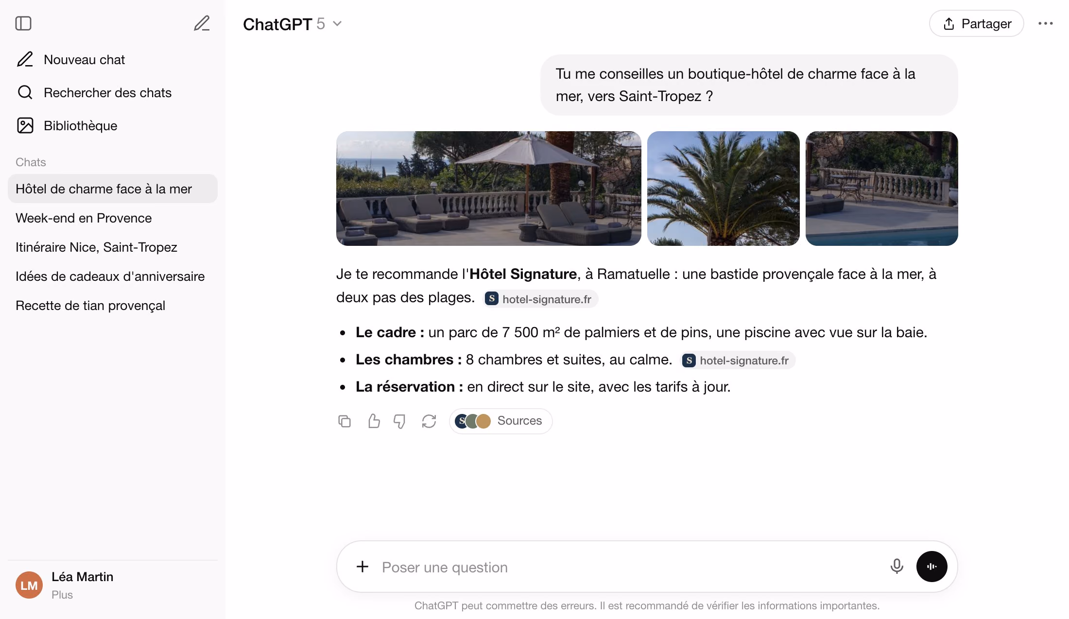 ChatGPT recommande le site d'hôtel construit pendant la formation et le cite en source